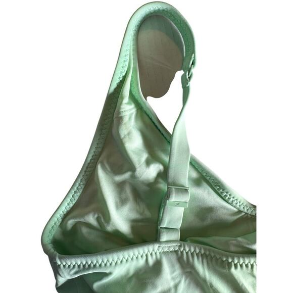 Fabletics Asymmetrical Cutout Shaping One-Piece Swimsuit Green 2X Peek A Boo - Picture 9 of 13